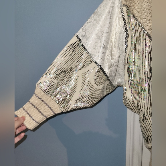 Vintage Bonnie Boerer & Company Sequin Shiny  Beige Cowl Neck Sweater Size M - Picture 6 of 13